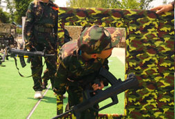 參加亮劍軍拓夏令營培養(yǎng)孩子哪些方面？