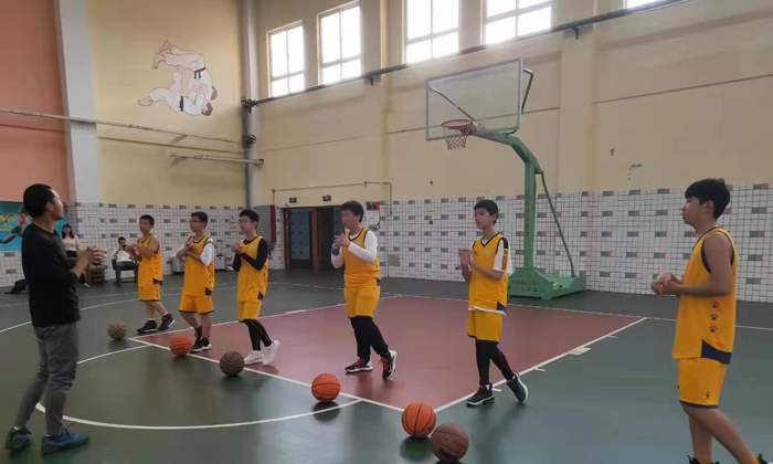 一起做熱身運動