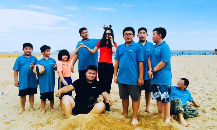 沙灘大合影