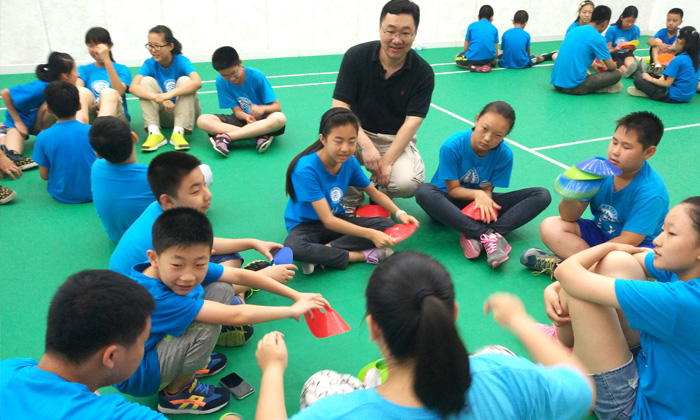 參加樂黎體育夏令營讓孩子暢玩迪士尼