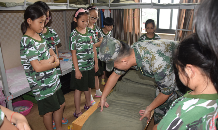 孩子參加洛陽軍事夏令營(yíng)的收獲有哪些？.jpg