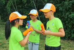 廬山夏令營讓青少年學(xué)會溝通表達(dá)，規(guī)劃人生
