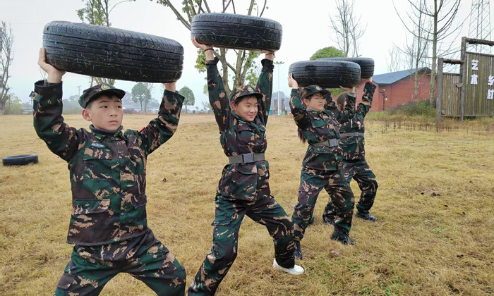 瀘州軍事夏令營好處有哪些