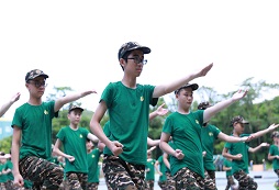 深圳領(lǐng)袖童軍夏令營(yíng)有什么特色的內(nèi)容？
