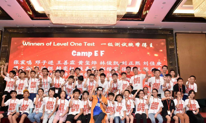 李陽瘋狂英語大合影