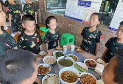 吃完飯啦