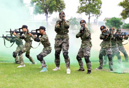 參加黃埔少年軍校軍事夏令營(yíng)讓孩子們收獲滿滿