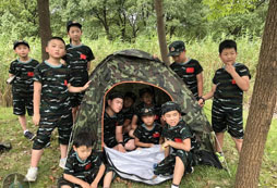 來(lái)上海青少年軍事特訓(xùn)營(yíng)做最真的自己！