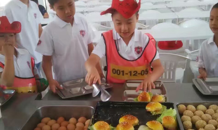 周末馬術(shù)夏令營(yíng)適合多大年齡的孩子？