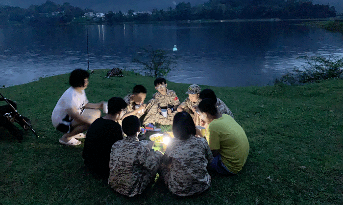 郊外過夜