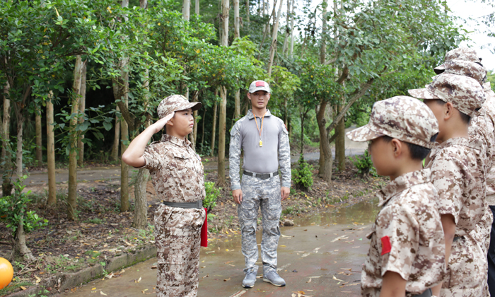 軍事基礎(chǔ)訓(xùn)練之隊(duì)列訓(xùn)練