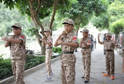 迷彩少年軍事夏令營(yíng)怎么樣呢？