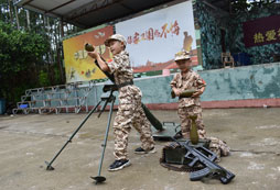 迷彩少年軍事夏令營能讓孩子收獲什么呢？