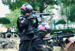 萌童走天下夏令營帶孩子走進軍旅生活