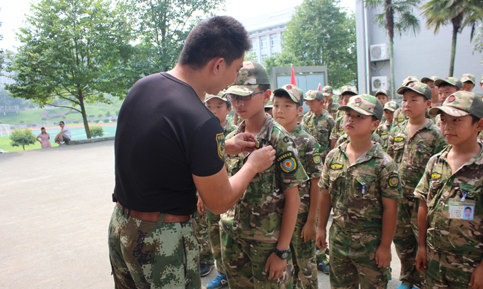 綿陽(yáng)有哪些兒童軍事夏令營(yíng)