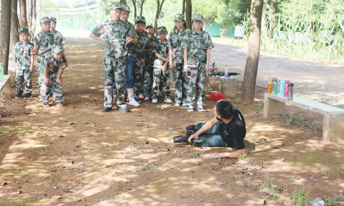 南昌軍事夏令營費用.gif