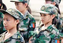 南京比較好的軍事夏令營(yíng)多少錢(qián)？