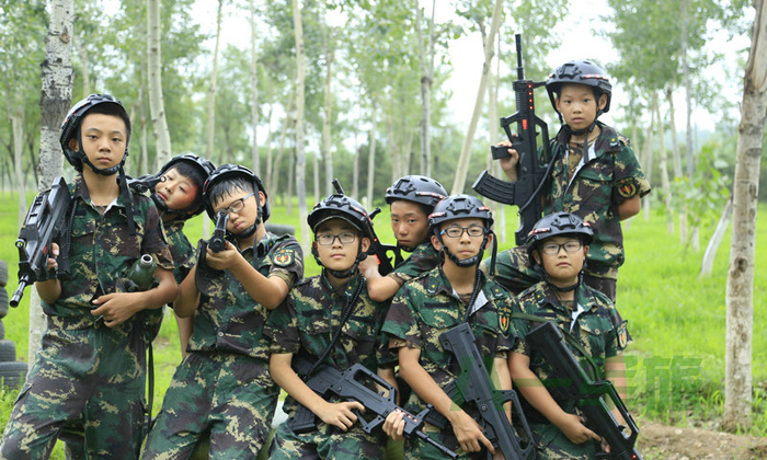 南京軍事夏令營多少錢一個月