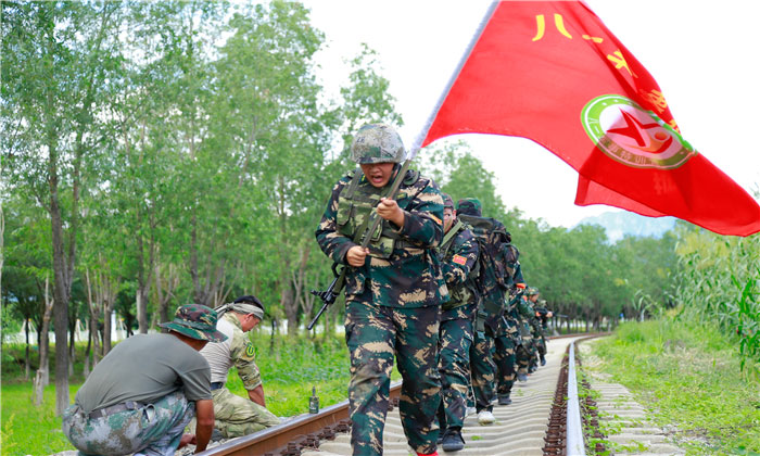 南京軍事夏令營(yíng)哪家好