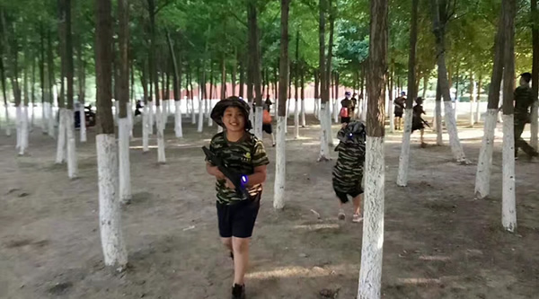 南京特種兵夏令營(yíng)