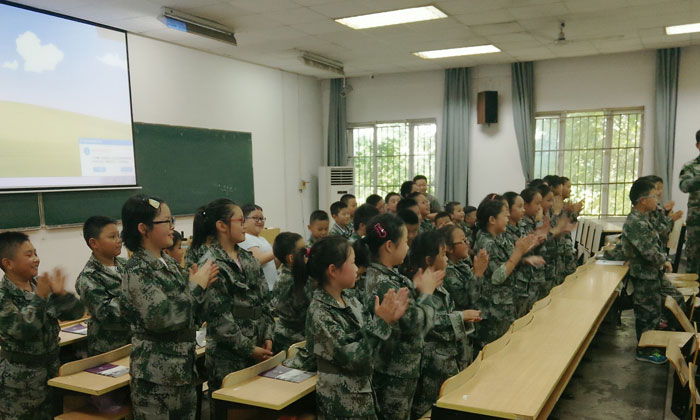 南京軍事夏令營(yíng)哪家好