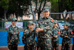 南京軍訓(xùn)夏令營(yíng)多少錢(qián)？五大機(jī)構(gòu)費(fèi)用參考