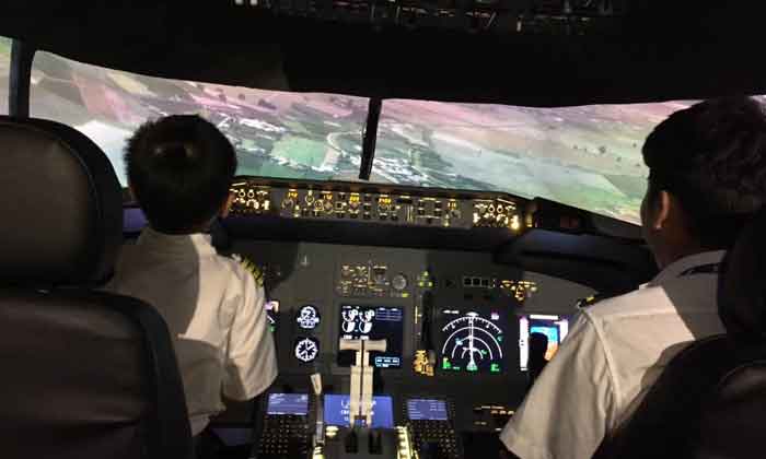 飛機模擬.jpg