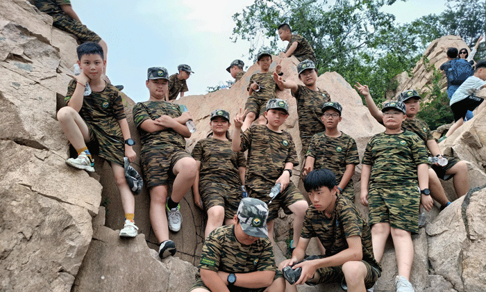 2024年南寧軍事夏令營的好處都有哪些呢？.gif