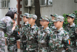 軍事輔導(dǎo)訓(xùn)練