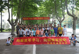 孩子參加弘星軍事夏令營好不好？