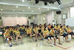 北京奧德曼夏令營四個(gè)方法讓孩子愛上寫作
