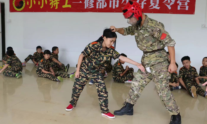 小小特工夏令營帶孩子進行城市生存挑戰(zhàn)