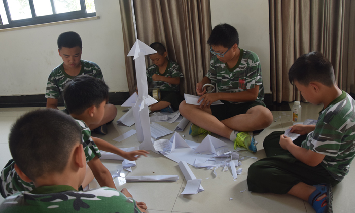 杭州聚冠教育軍事夏令營