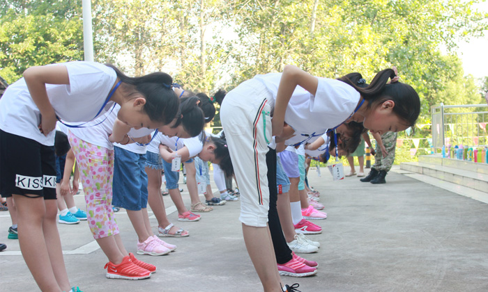 國學(xué)游學(xué)讓您的孩子回歸自然