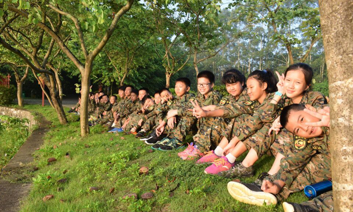 南寧獵豹特戰(zhàn)夏令營(yíng)