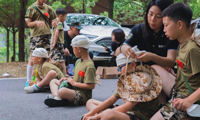 孩子去乘風(fēng)軍事夏令營有哪些收獲