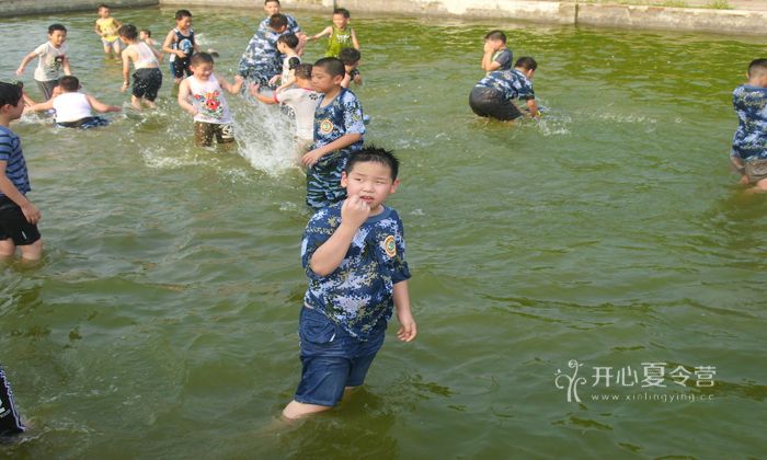 青少年軍事夏令營(yíng)