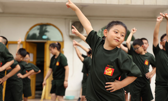 向前看軍事夏令營(yíng)收獲