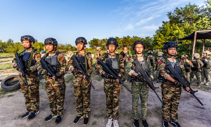 信號(hào)旗軍事特訓(xùn)營