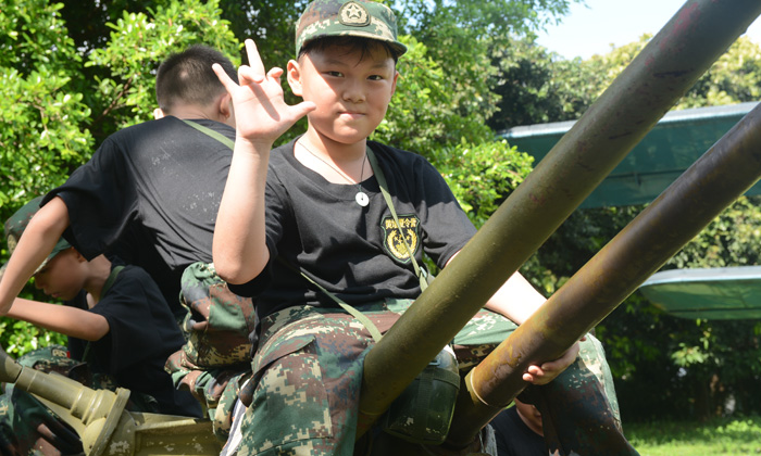 廣州黃埔軍校夏令營(yíng)