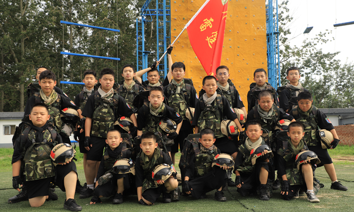 八一軍事夏令營(yíng)