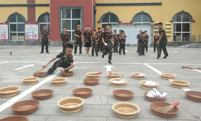 航圖軍事夏令營