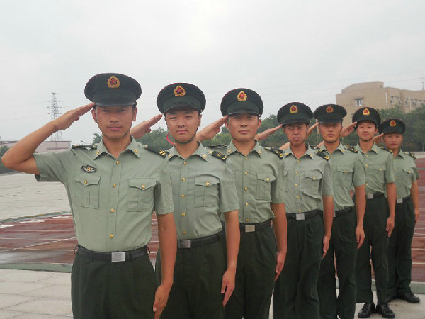 八一軍事夏令營