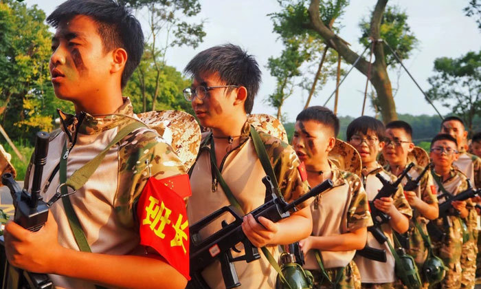 乘風(fēng)軍事夏令營(yíng)