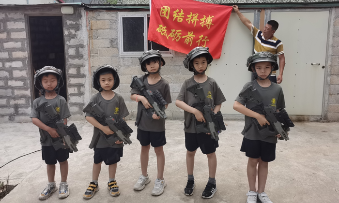 戎征軍事夏令營(yíng)