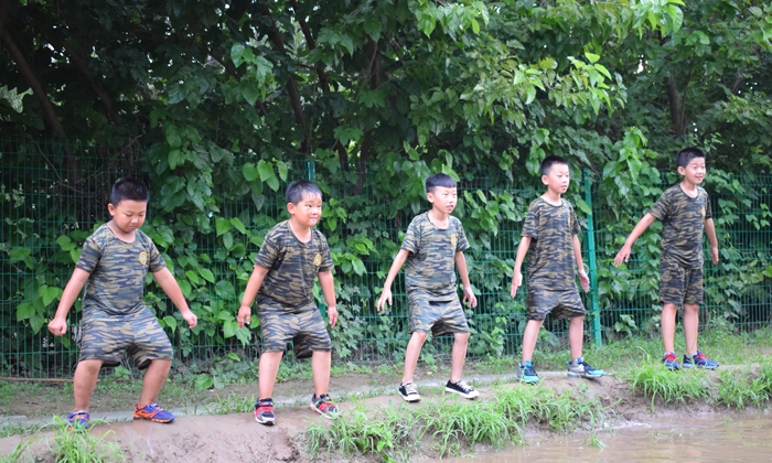 北京青少年軍事夏令營