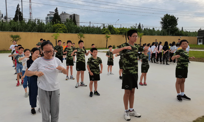 中國121軍事夏令營
