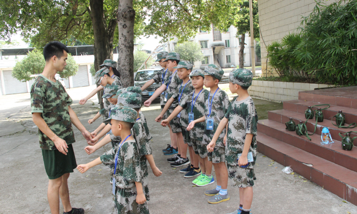 廣西黃埔軍事夏令營