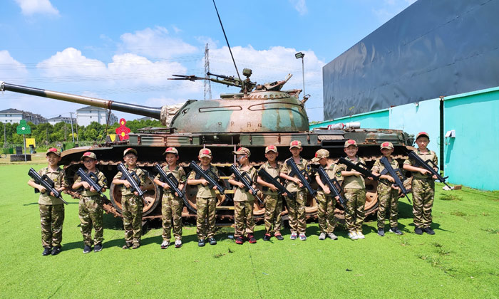 志行趣學(xué)軍事夏令營