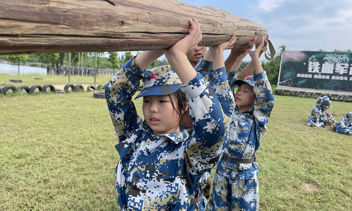 礪劍軍事夏令營